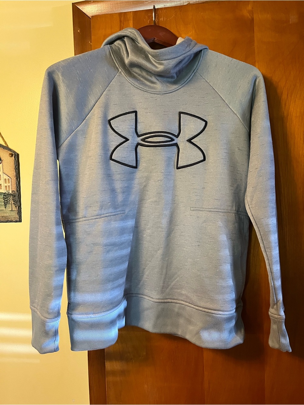Under Armour Men's grey Hoodie Sweater